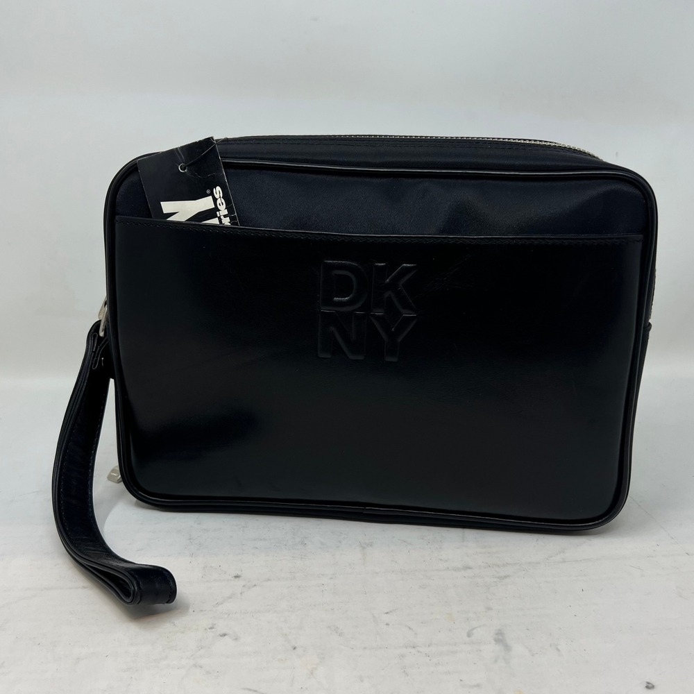 DKNY Travel Toiletry Bag NS‎ Black Embossed Logo Dual Zip Wristlet Vintage New